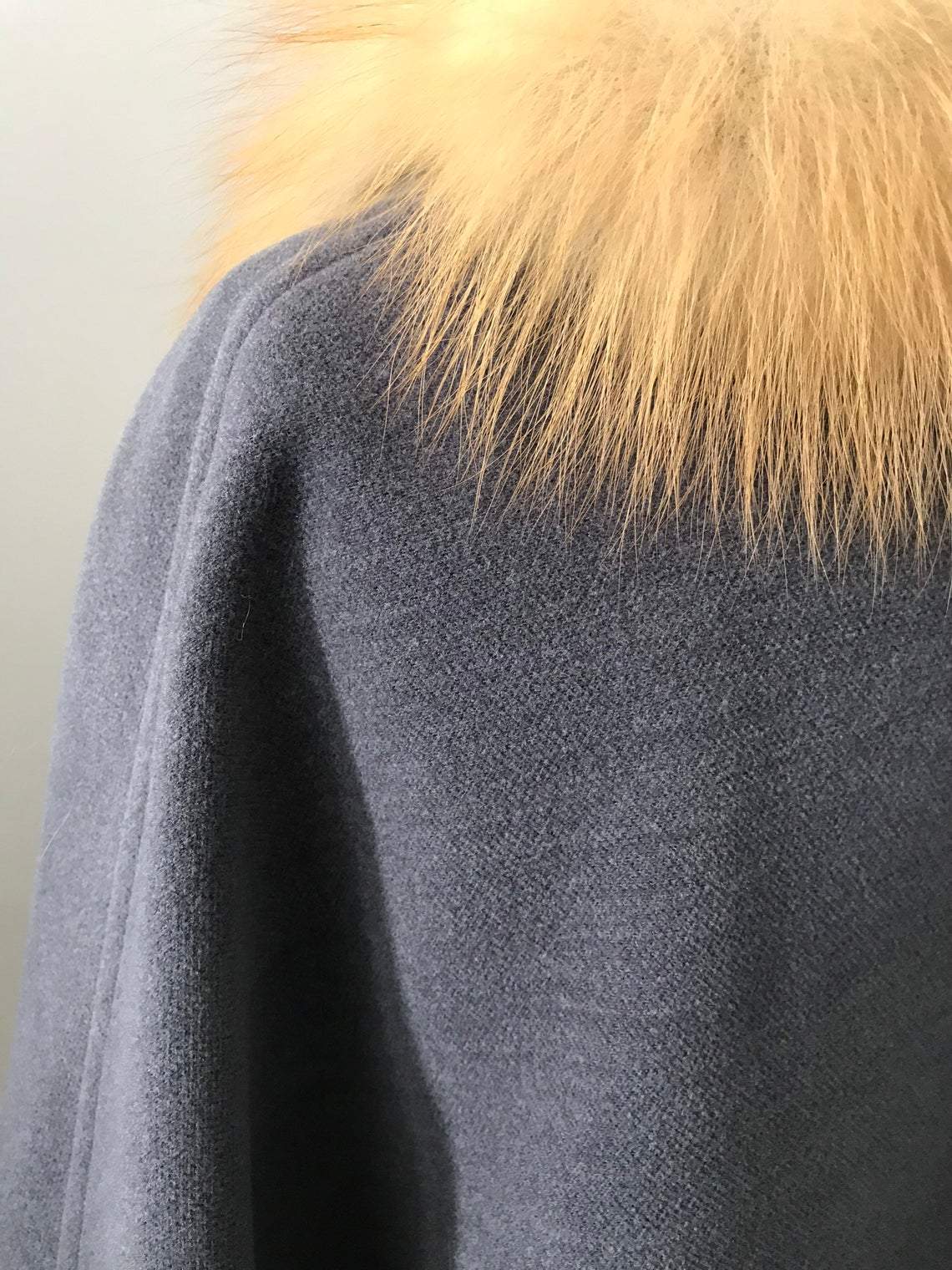 Cape cashmere Gold fox fur trim